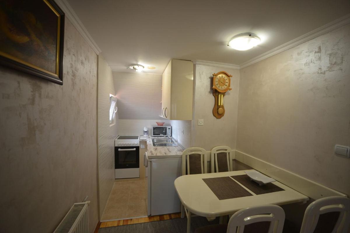 Apartment Vihor ซลาตีบอร์ ภายนอก รูปภาพ