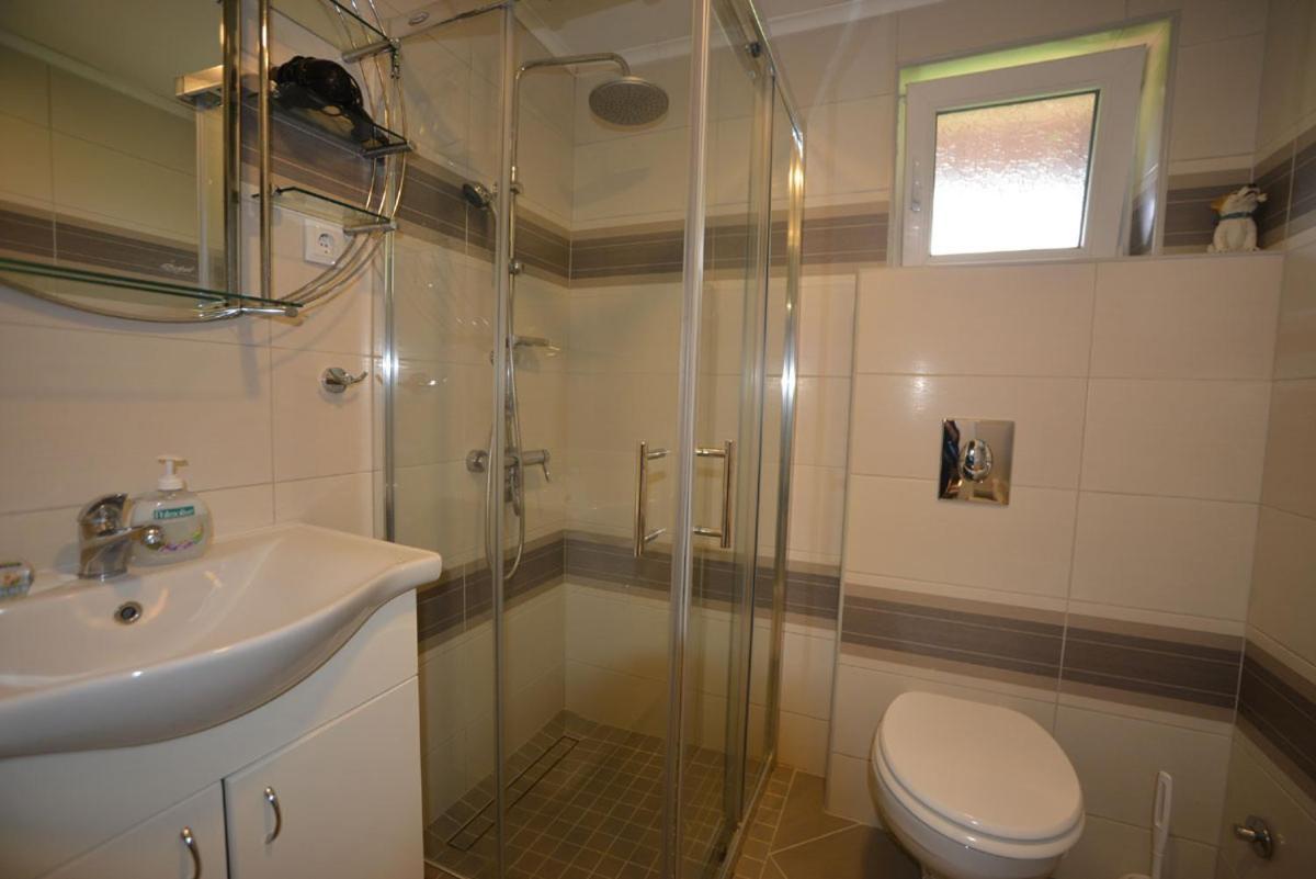 Apartment Vihor ซลาตีบอร์ ภายนอก รูปภาพ