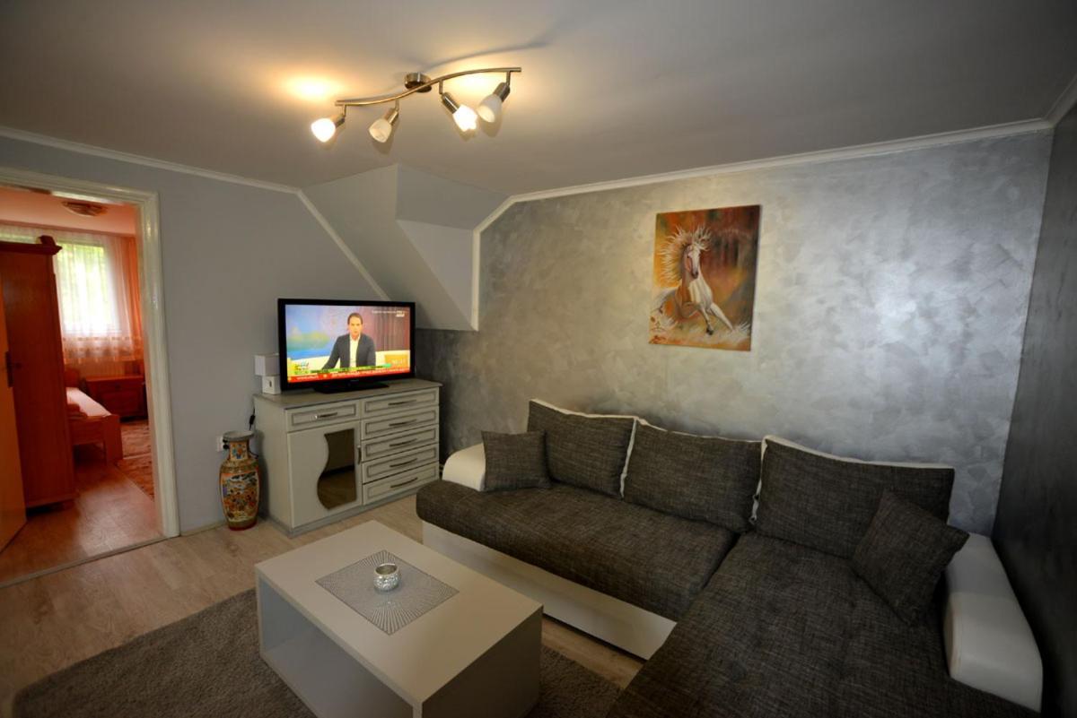 Apartment Vihor ซลาตีบอร์ ภายนอก รูปภาพ
