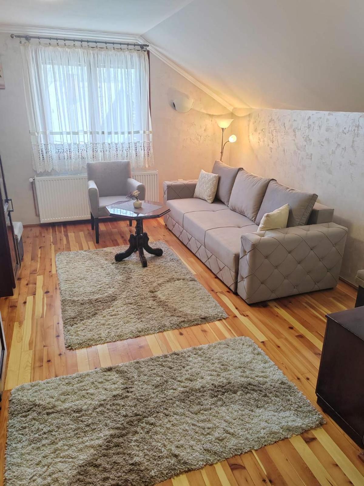 Apartment Vihor ซลาตีบอร์ ภายนอก รูปภาพ